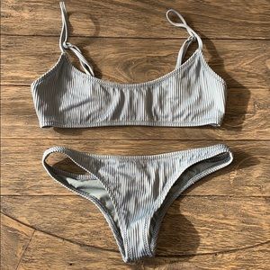 Silver ribbed bikini